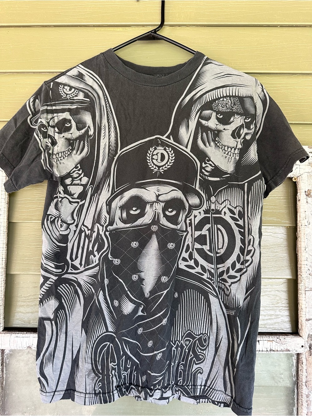 Men’s Dyse One Black Graphic Skull Bandana Tee - Streetwear Short Sleeve Shirt